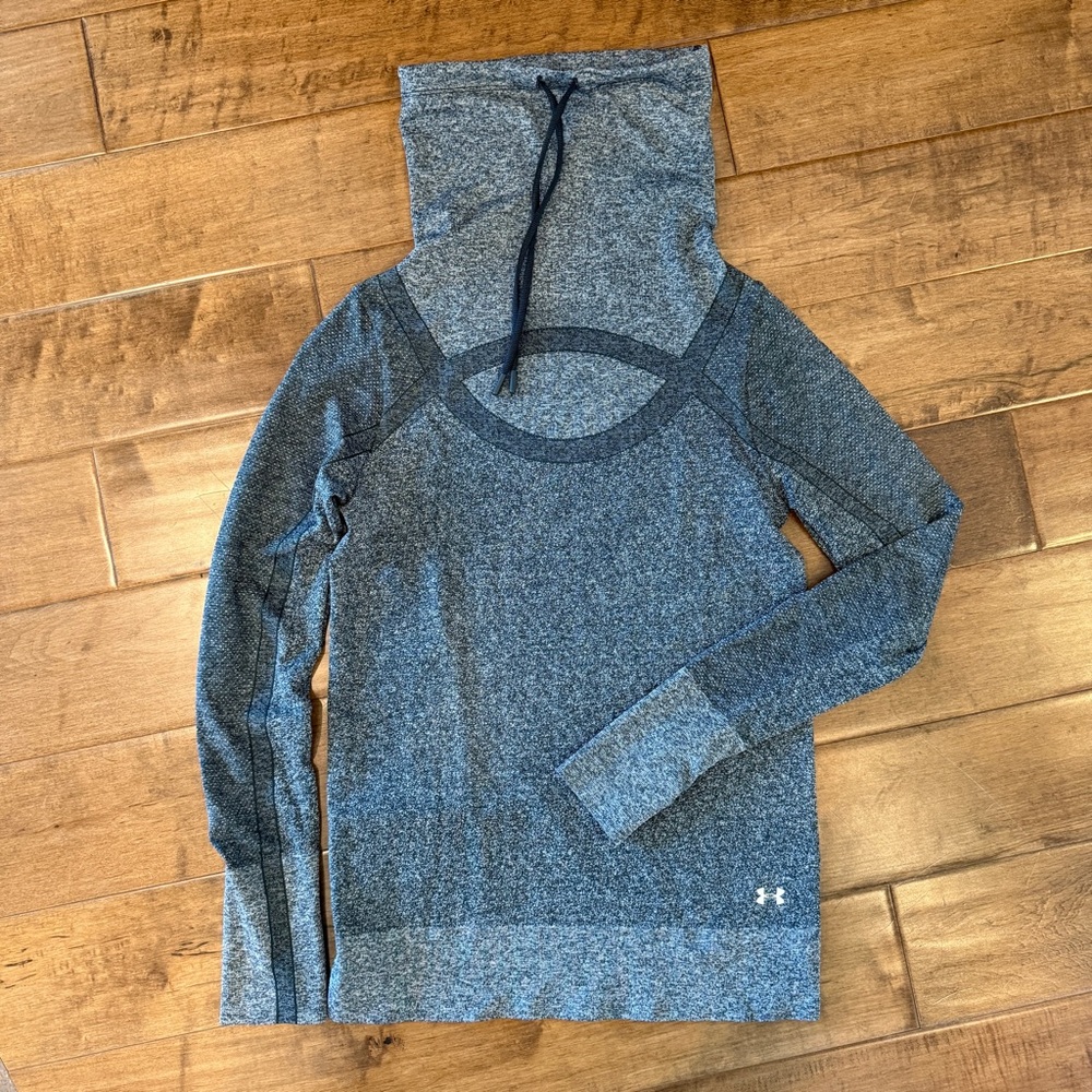 Under Armour Heathered Gray Pullover